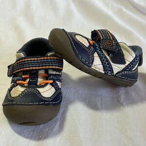 Stride Rite running shoes size baby 3